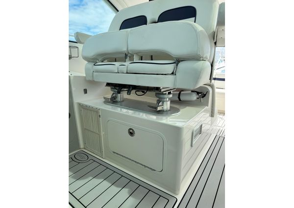 Sea Ray 470 Sundancer image