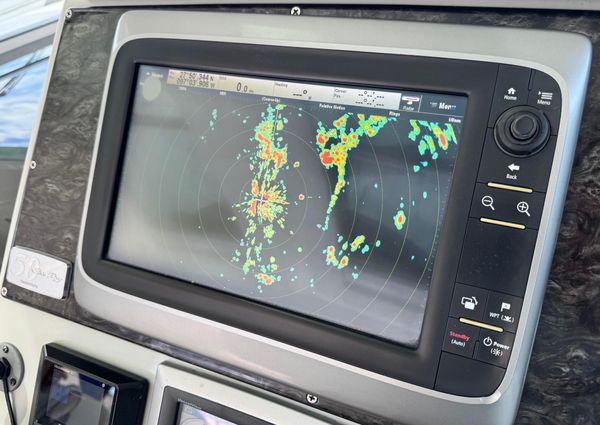 Sea Ray 470 Sundancer image