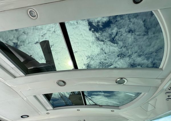 Sea Ray 470 Sundancer image