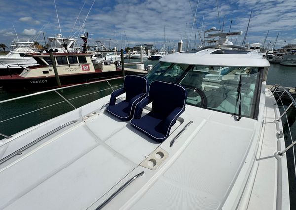 Sea Ray 470 Sundancer image
