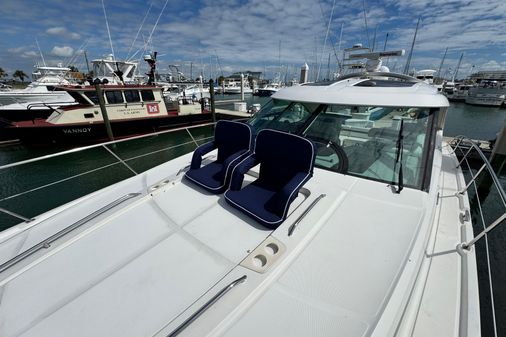 Sea Ray 470 Sundancer image