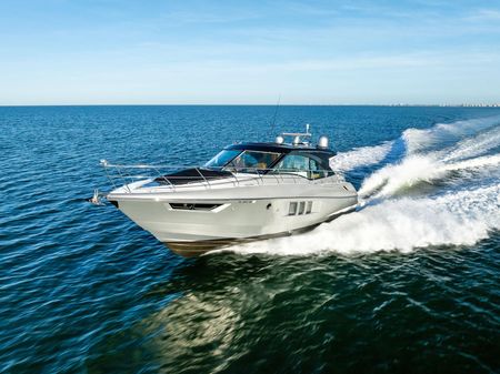 Cruisers Yachts 45 Cantius image