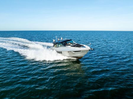 Cruisers Yachts 45 Cantius image