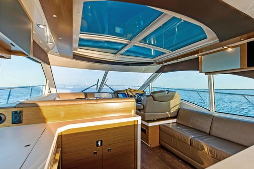 Cruisers Yachts 45 Cantius image