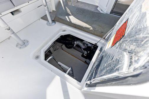 Cruisers Yachts 45 Cantius image