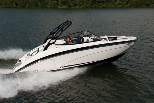 Yamaha Boats 242 Limited S image