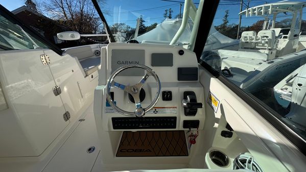 Cobia 240 Dual Console image