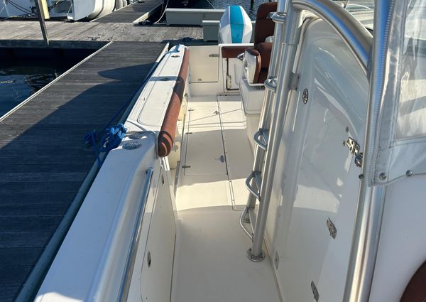 Boston Whaler 320 Outrage image