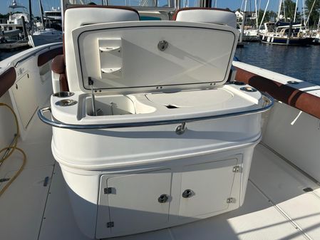 Boston Whaler 320 Outrage image