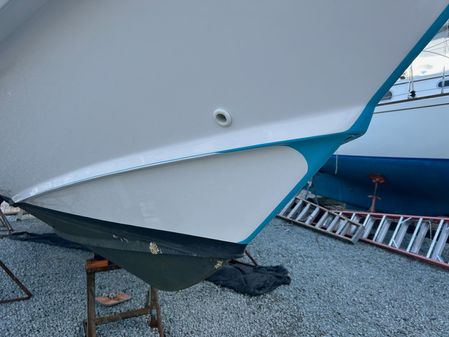 Boston Whaler 320 Outrage image