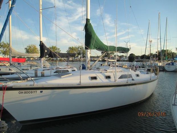 1987 Hunter 31 Huron Ohio Harbor North