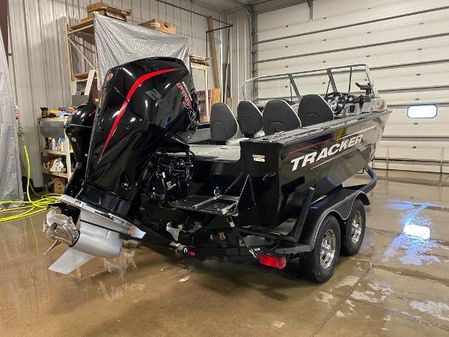 Tracker TARGA-V-18-WT image