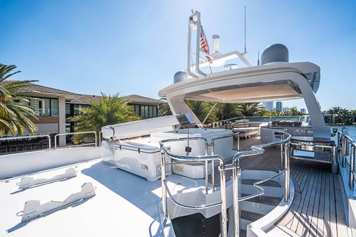 Azimut Flybridge image