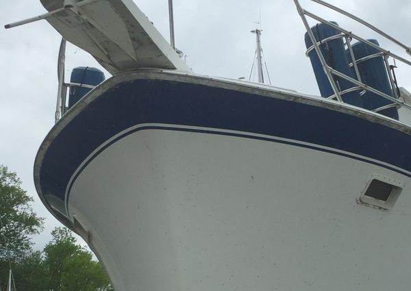 Hatteras Yacht Fisherman image