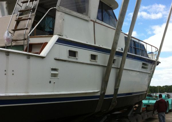 Hatteras Yacht Fisherman image