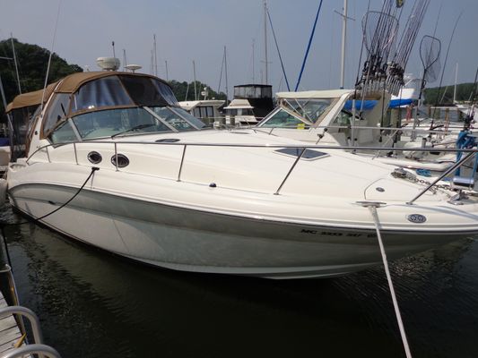 Sea Ray 320 Sundancer - main image