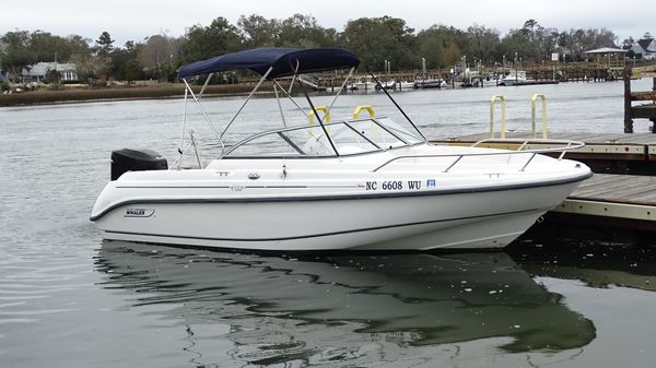 Boston Whaler 18 Ventura 