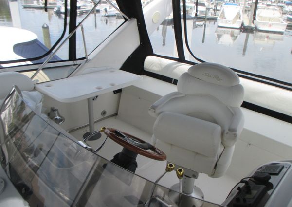 Sea Ray 450 Express Bridge image