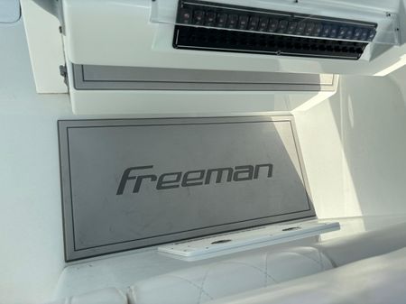 Freeman 34 image