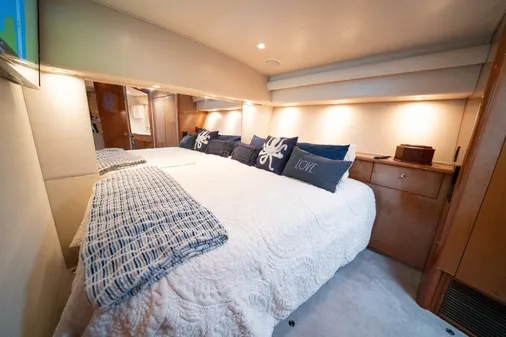 Viking 52 Convertible image