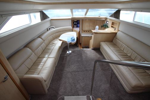 Sea-ray 420-AFT-CABIN image