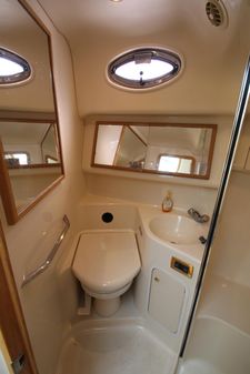 Sea-ray 420-AFT-CABIN image