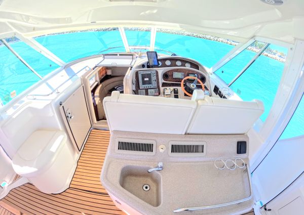 Sea Ray 390 Motor Yacht image