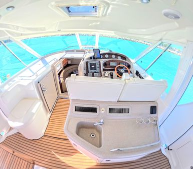 Sea Ray 390 Motor Yacht image