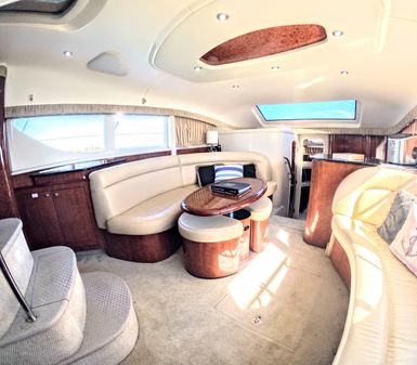 Sea Ray 390 Motor Yacht image