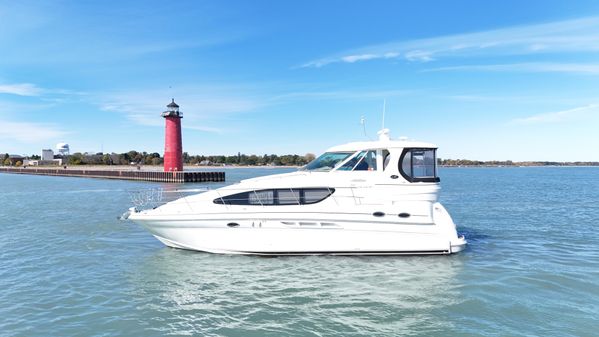 Sea Ray 390 Motor Yacht image