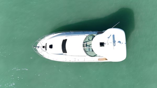 Sea Ray 390 Motor Yacht image