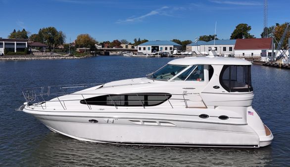 Sea Ray 390 Motor Yacht image