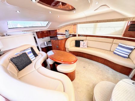 Sea Ray 390 Motor Yacht image