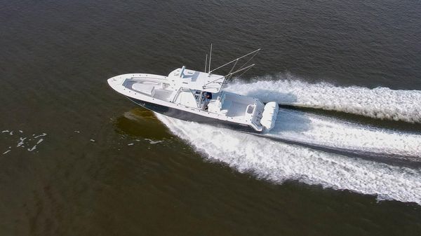 Invincible 36 CC