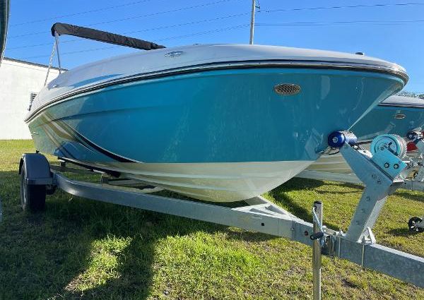 Bayliner VR4 image