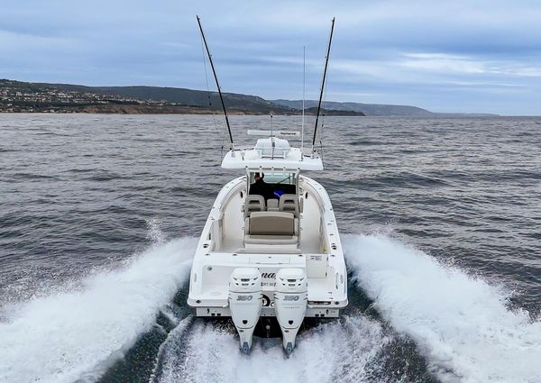 Boston Whaler 330 Outrage image