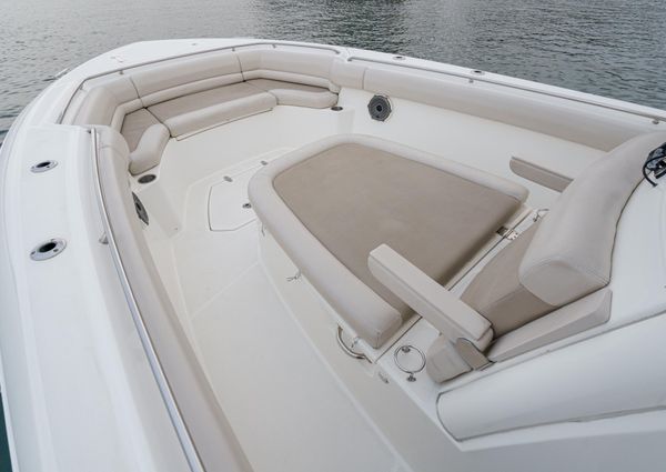 Boston Whaler 330 Outrage image