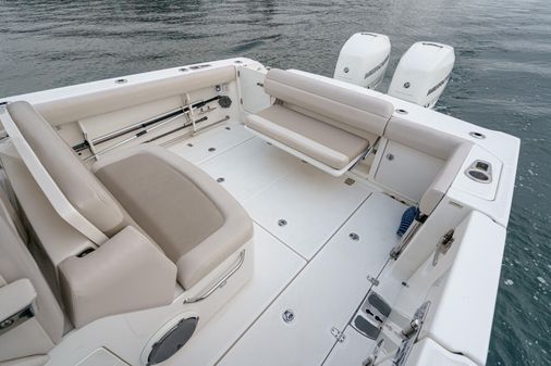 Boston Whaler 330 Outrage image