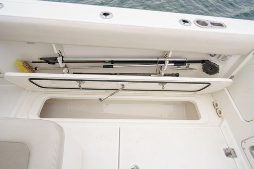 Boston Whaler 330 Outrage image