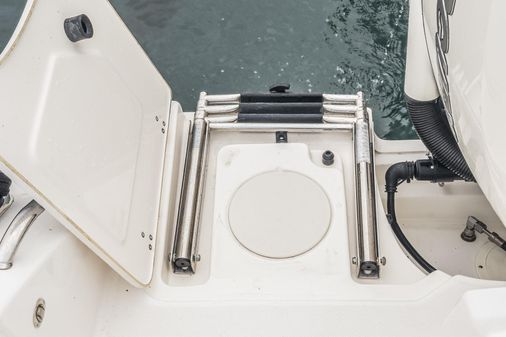 Boston Whaler 330 Outrage image