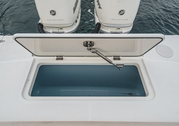 Boston Whaler 330 Outrage image