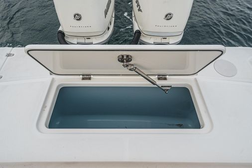 Boston Whaler 330 Outrage image