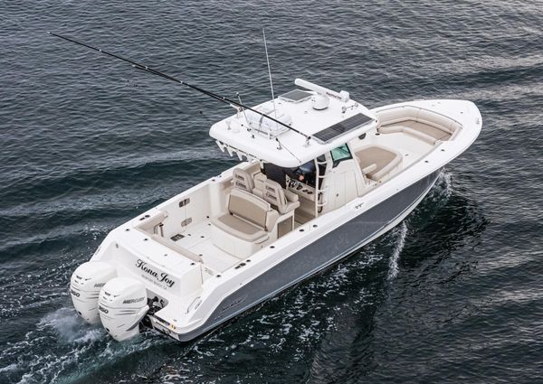 Boston Whaler 330 Outrage image