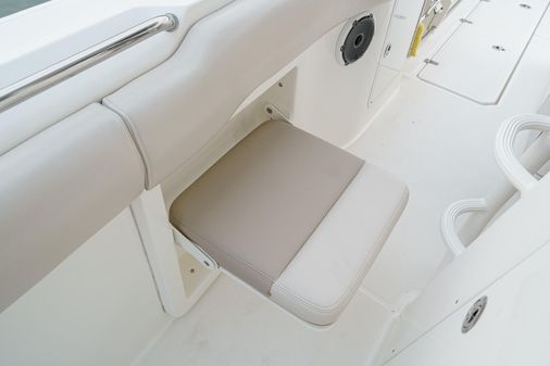 Boston Whaler 330 Outrage image