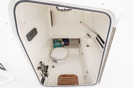 Boston Whaler 330 Outrage image