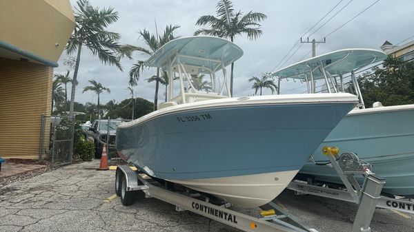 Cobia 220 Center Console 