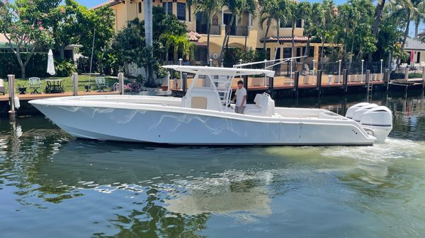 Invincible 39 Open Fisherman