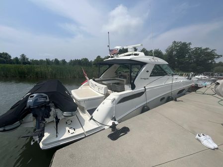 Sea Ray 450 Sundancer image