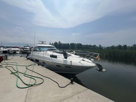 Sea Ray 450 Sundancer image