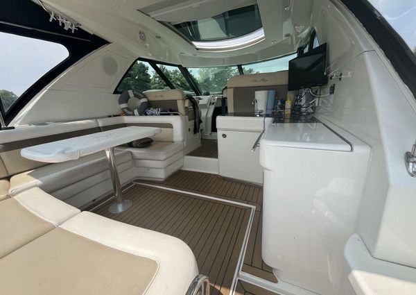 Sea Ray 450 Sundancer image